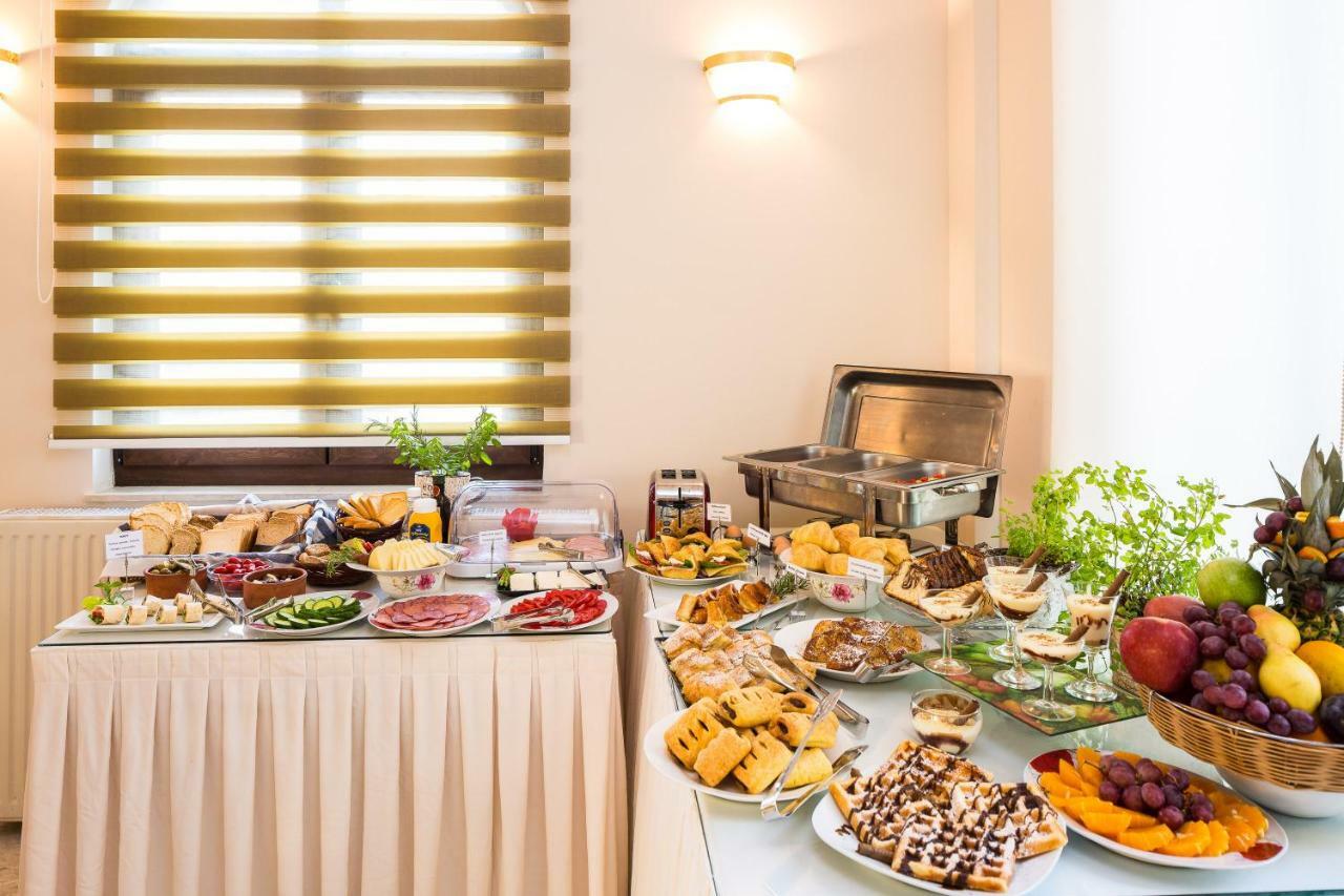 Eltina Hotel Ретимно Экстерьер фото